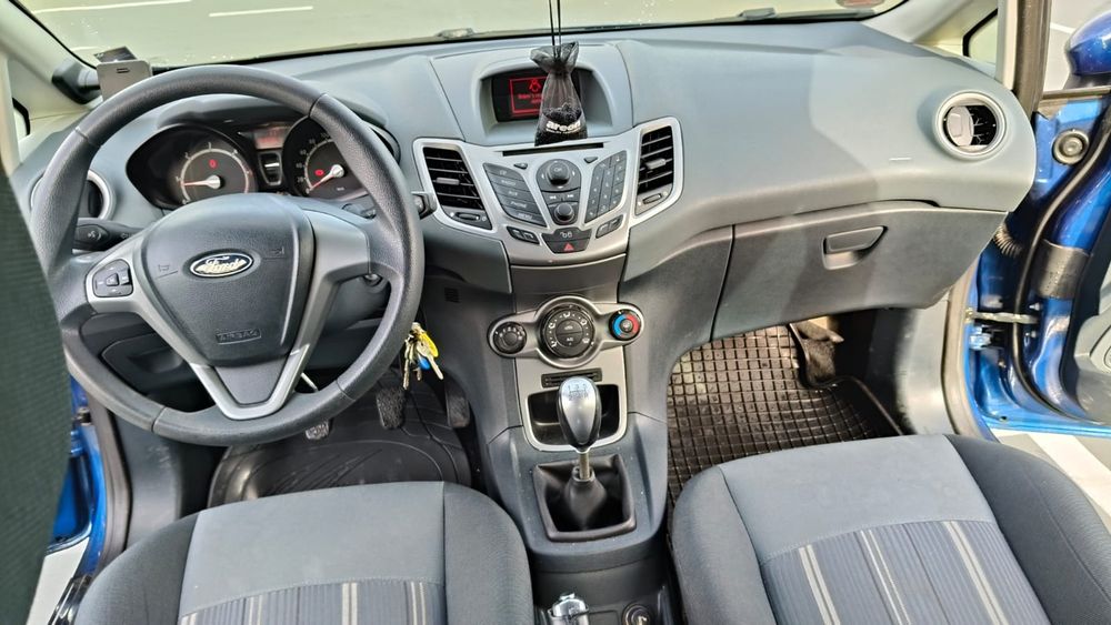 Ford Fiesta 1.6 diesel, mașina personală