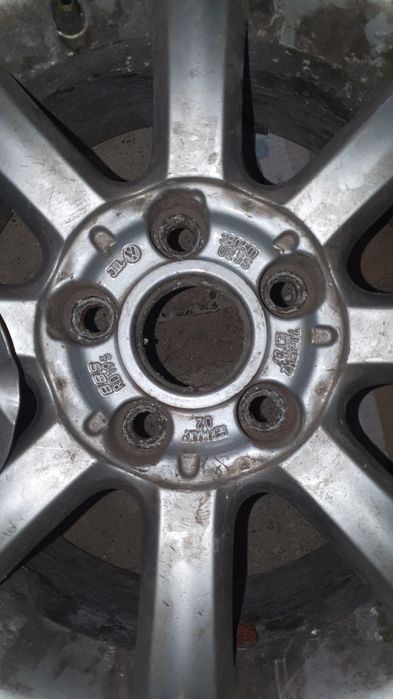 Set 4 jante aliaj r15 vw