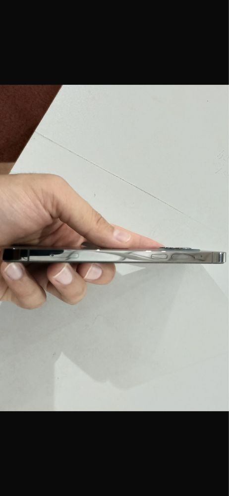 Iphone 12 pro в идеальном состоянии