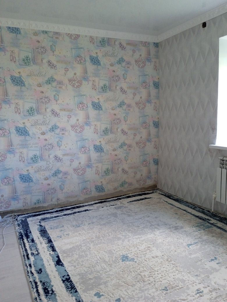 Продается дом,большой с мебелью