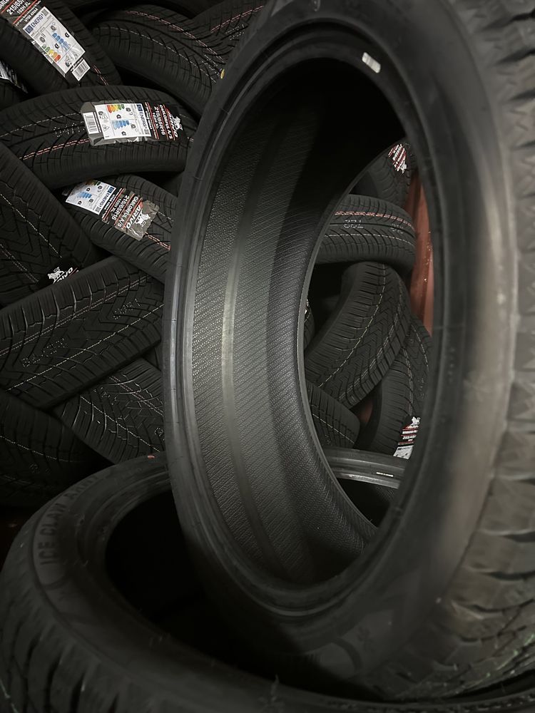 Зимен Спорт Пакет Arivo 275/40R22 107T Xl 315/35R22 111T Xl Нов Dot