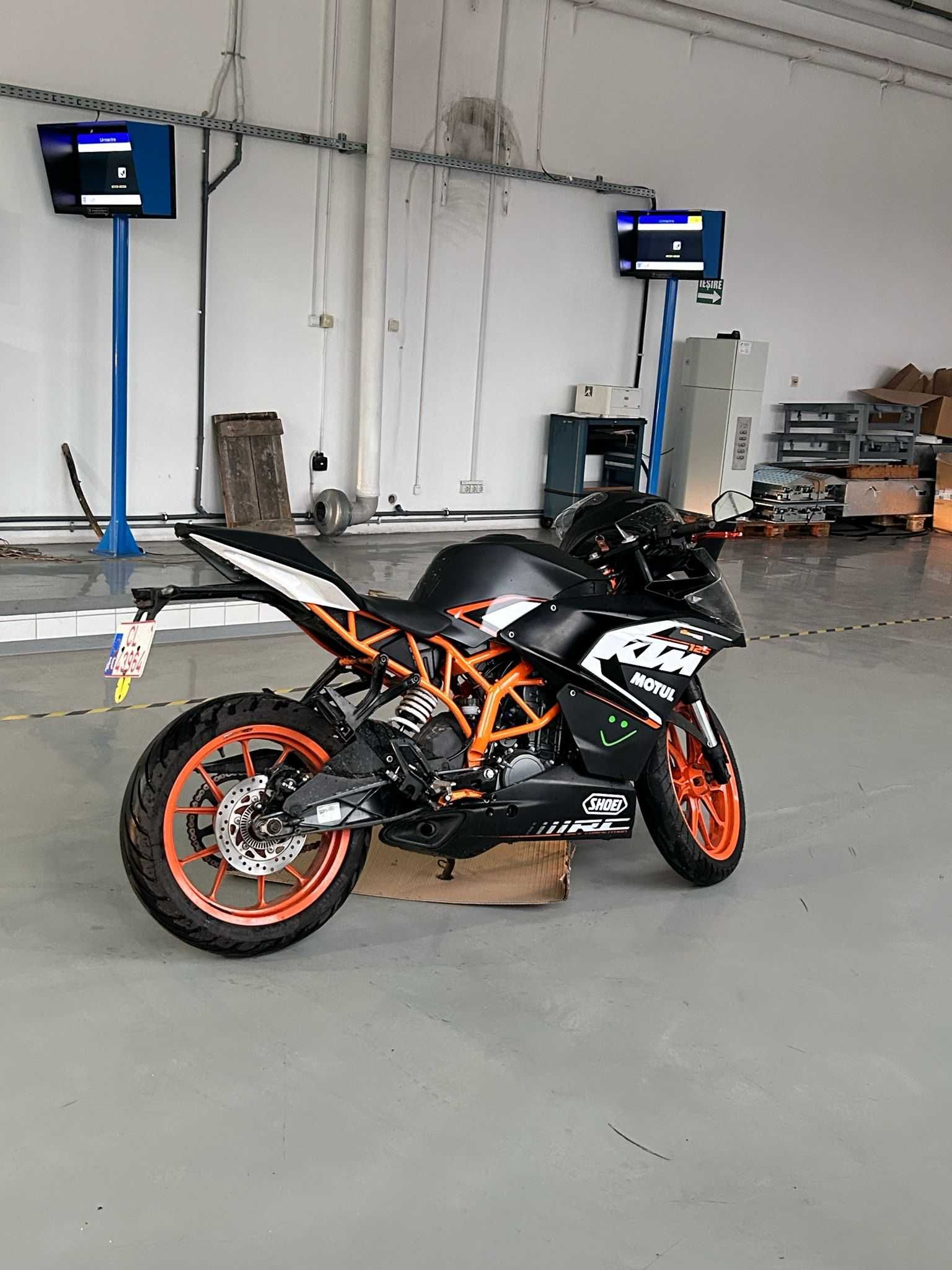 Motocicleta 125 KTM RC ABS