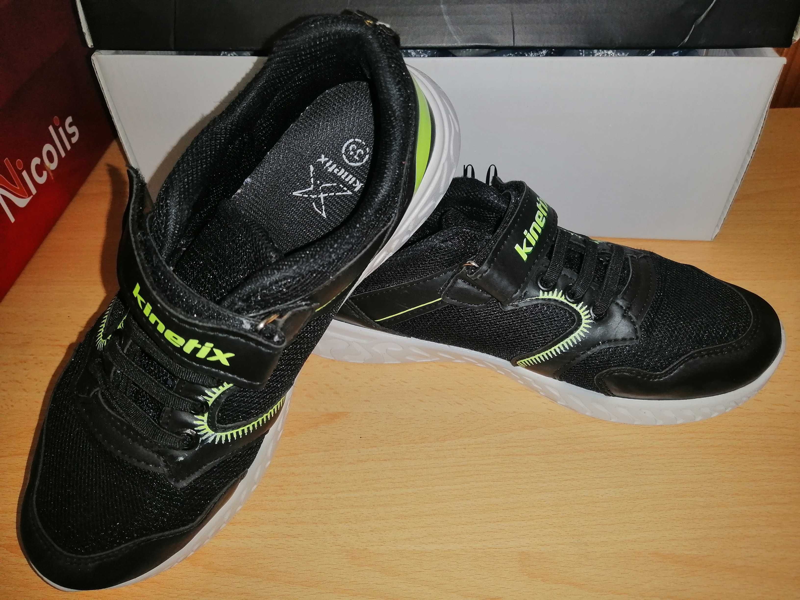 Adidasi/pantofi sport Kinetix cu scai