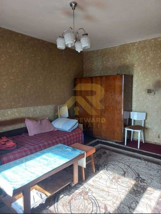 Продава се Тристаен апартамент в Перник, Изток - 89 кв.м за 956 €/кв.м - Снимка #3