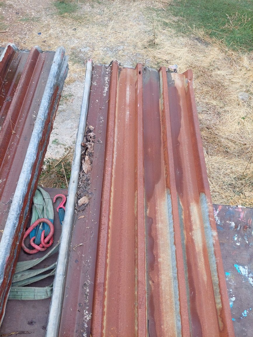 Ламарини за покриви сеновали