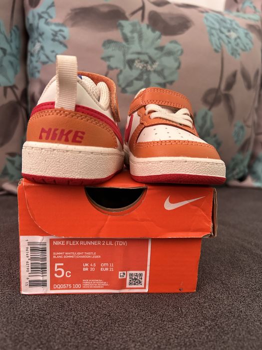 Adidasi pentru bebelusi