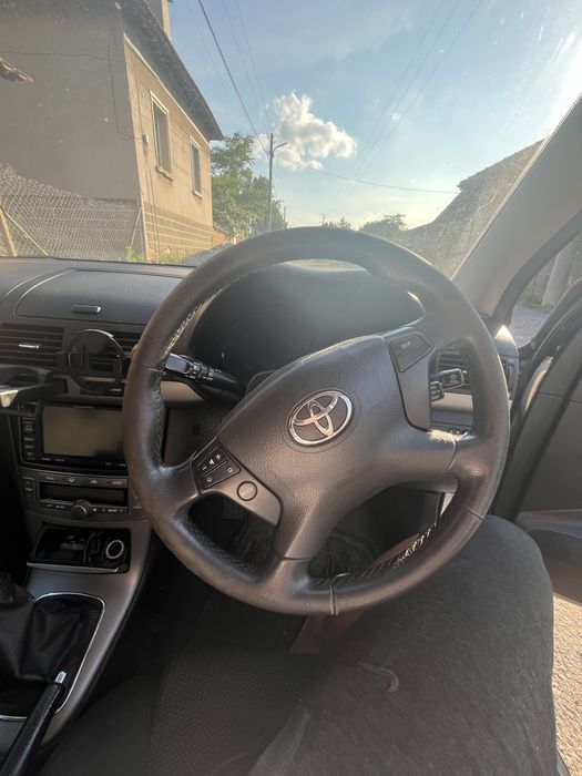 Toyota Avensis 2.2 D-4D (126к.с) НА ЧАСТИ