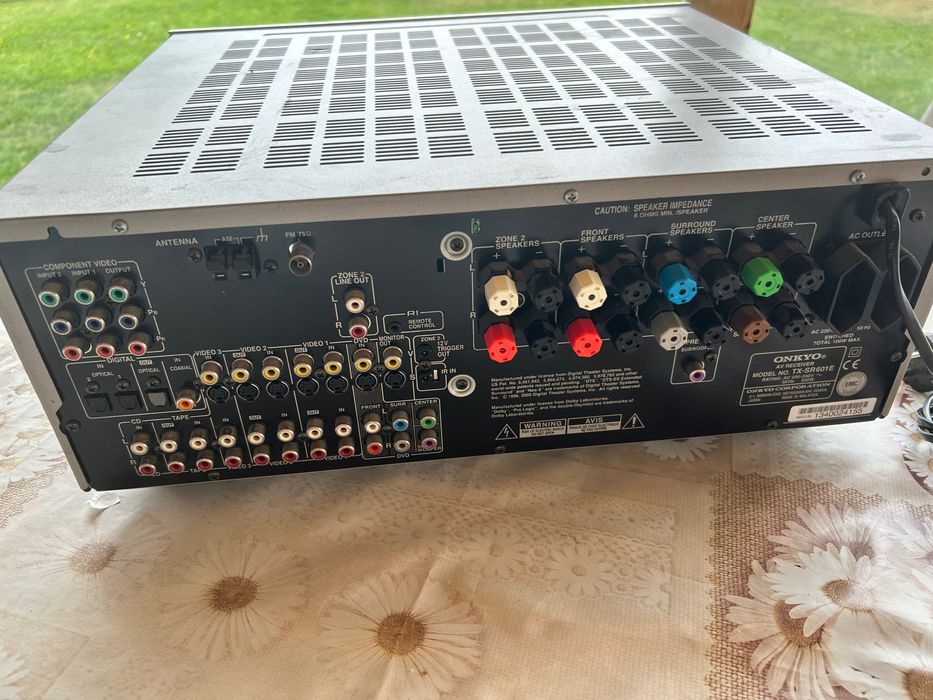 Усилвател ONKYO 8ch 601E (за ремонт / за части)