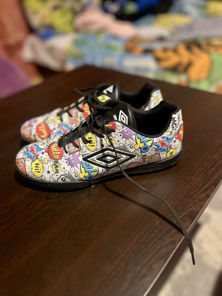 Футболни стоножки Umbro