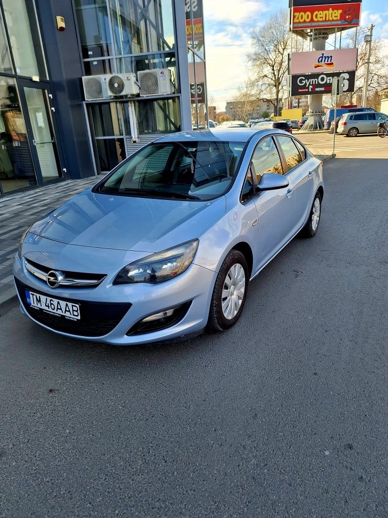 Opel Astra 1.6 benzina + gpl