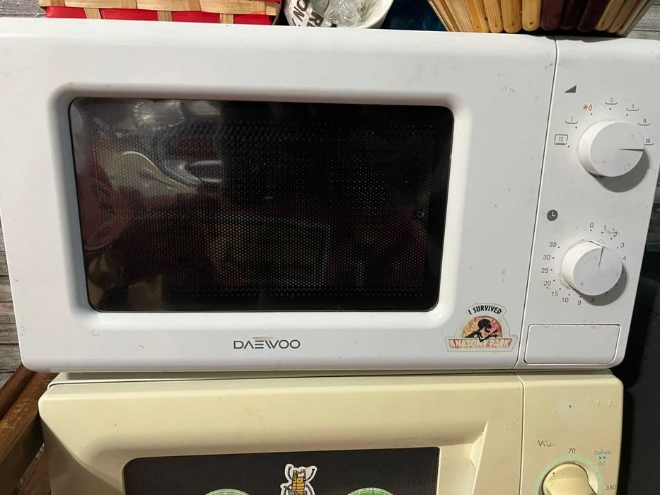 Cuptor cu microunde electric – stare excelentă!