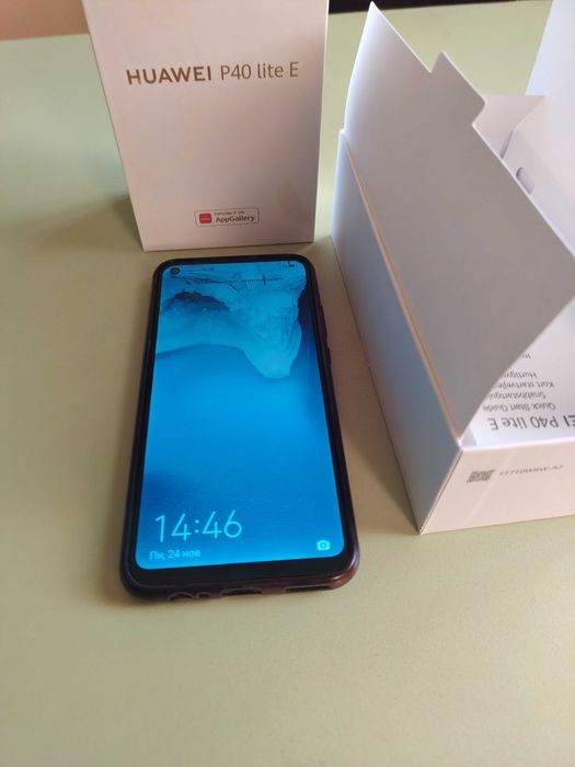 Продавам huawei p40 lite e