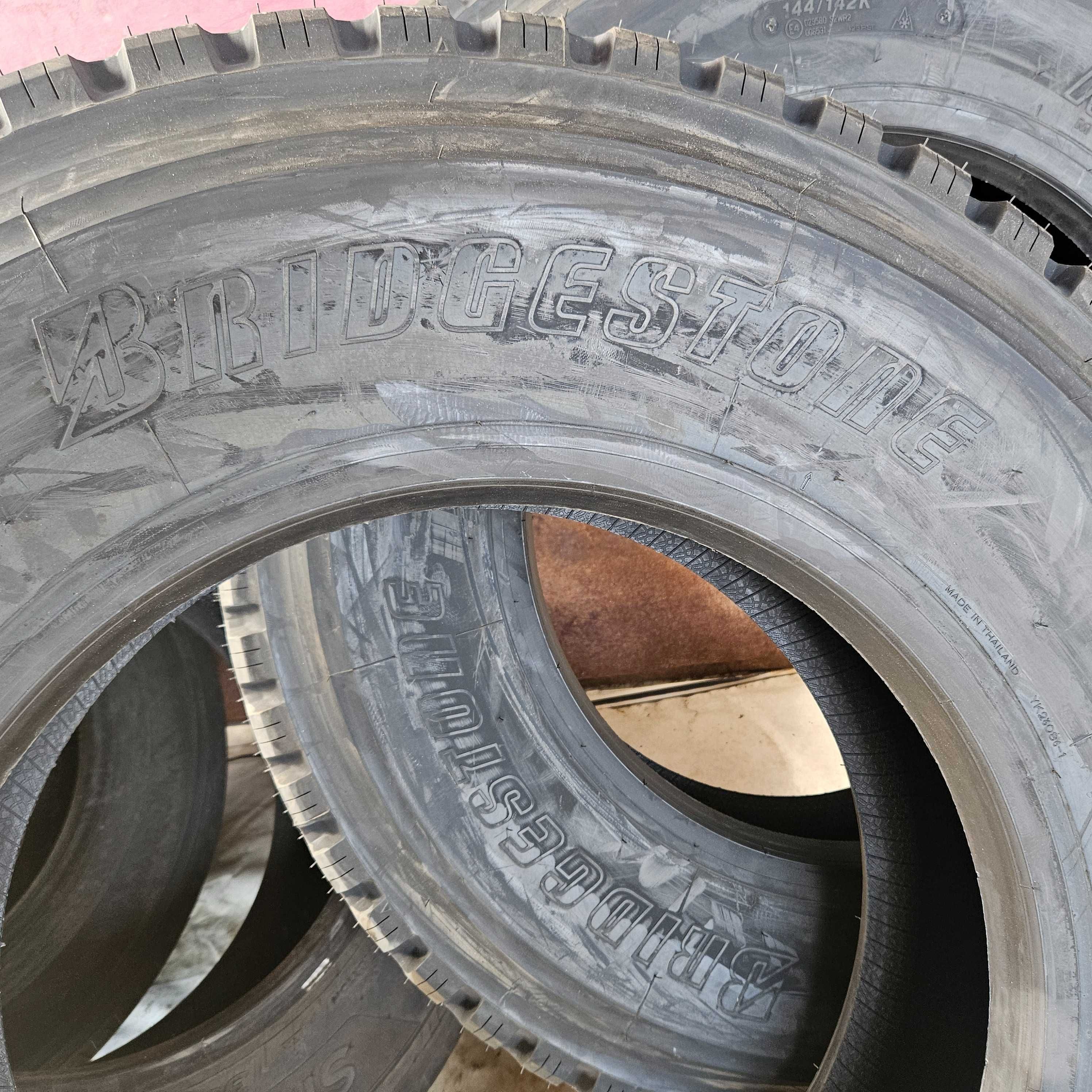 2 Нови тежкотоварни гуми 10R22.5 Bridgestone M840 144/142K M+S 3PMFS