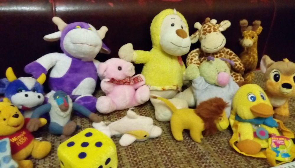 Плюшени играчки - жирафи - мече - еленче - милка крави и др 16бр.