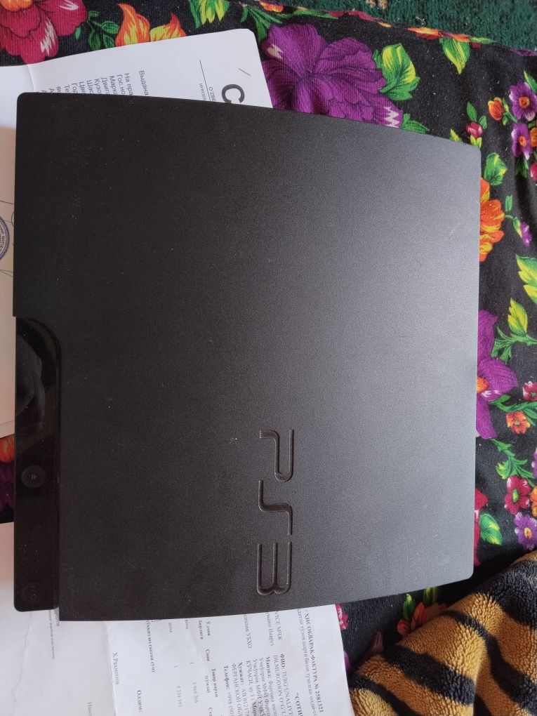 Playstation 3 super slim 320gb