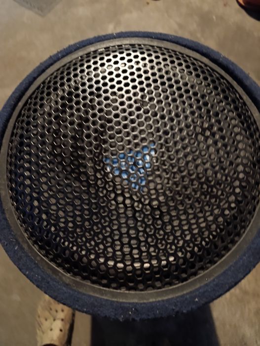 Sbwoofer auto nefolosit