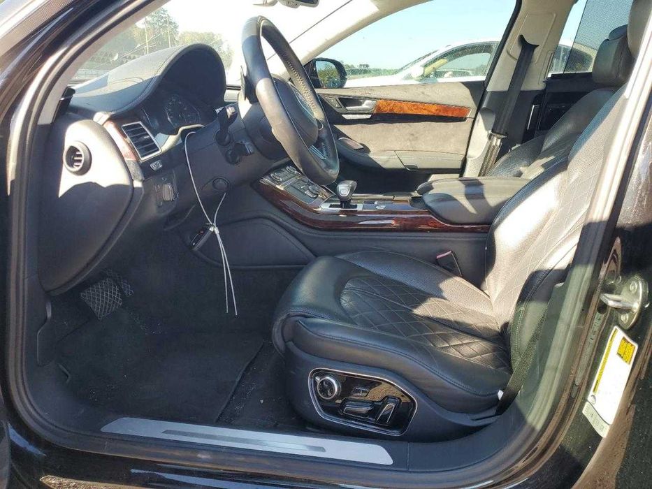 Audi A8L 4.0 tfsi