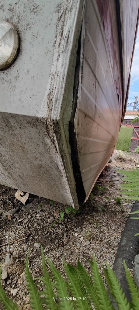 Rulotă CX Royalcar – ideală pentru curte, cabană, proiect DIY