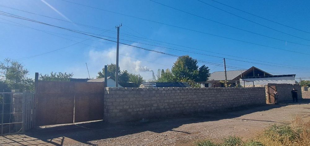 Dacha sotiladi 17 so'tik