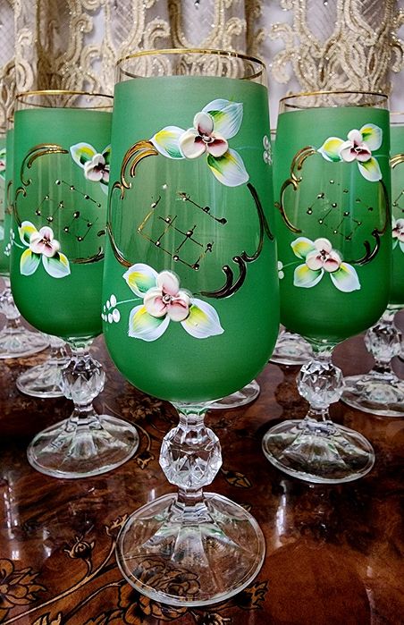 Богемия. Большие фужеры 12 штук. Чехословакия. Дёшево !