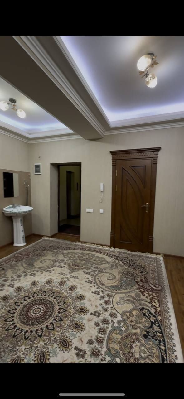 НОВОСТРОЙКА / ул Махтумкули / 130м2 / 4/3/8 / Евро, Мебель, Техника!