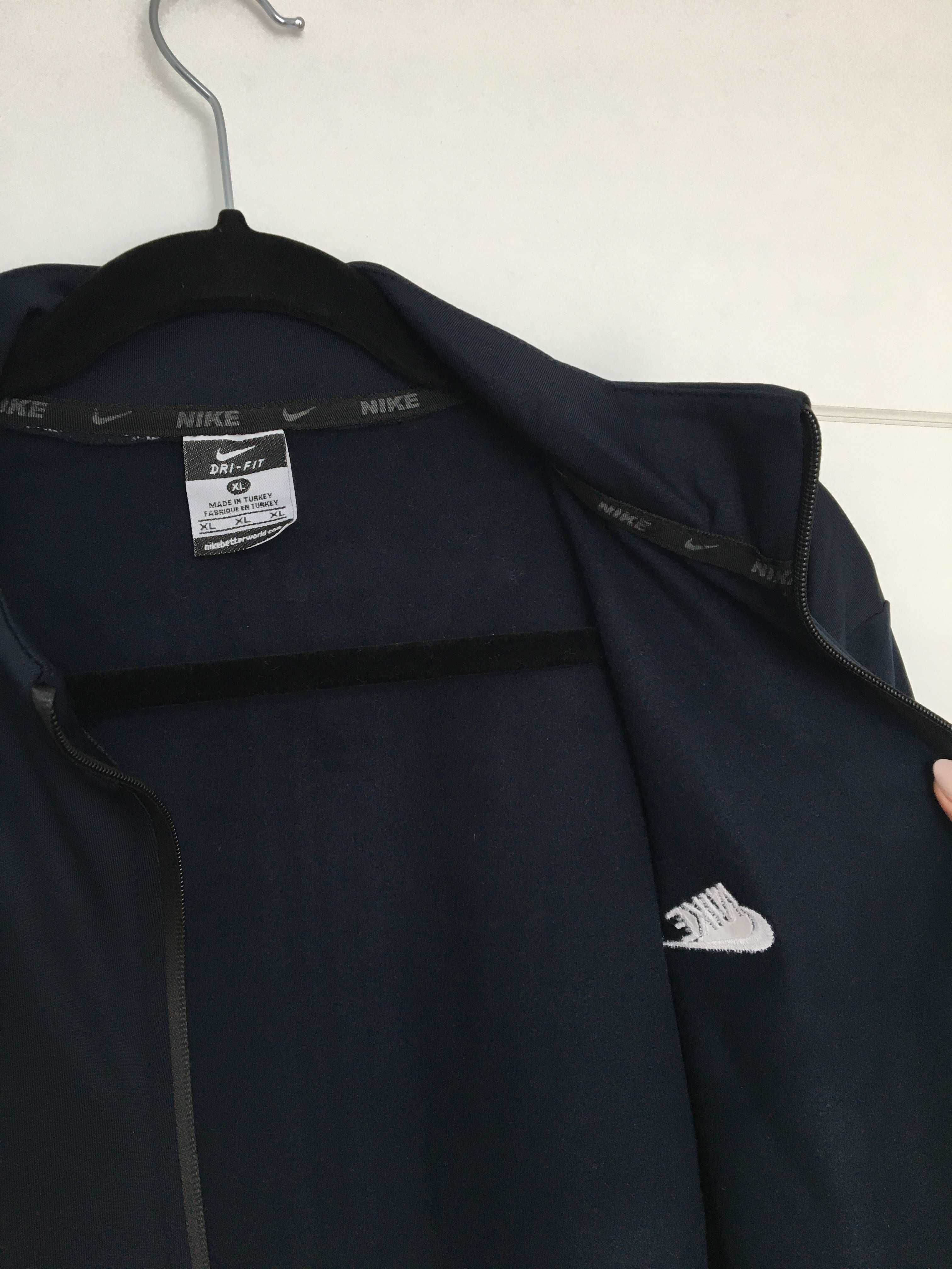 Trening NIKE dry-fit bleumarin / bluza pantaloni pentru barbati mar XL