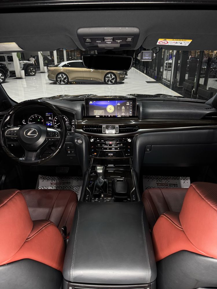 Lexus LX570 Sport Plus