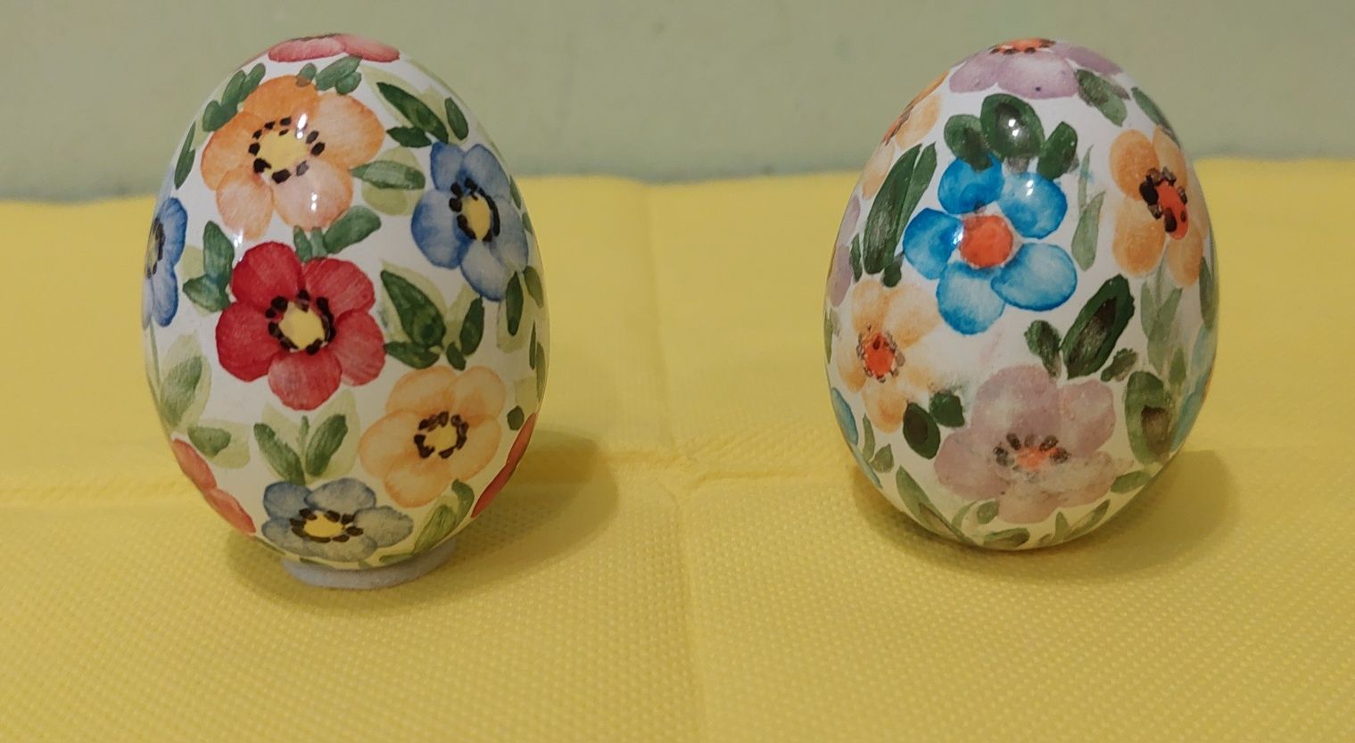 Красиви Великденски яйца-керамика, чинии, чаши