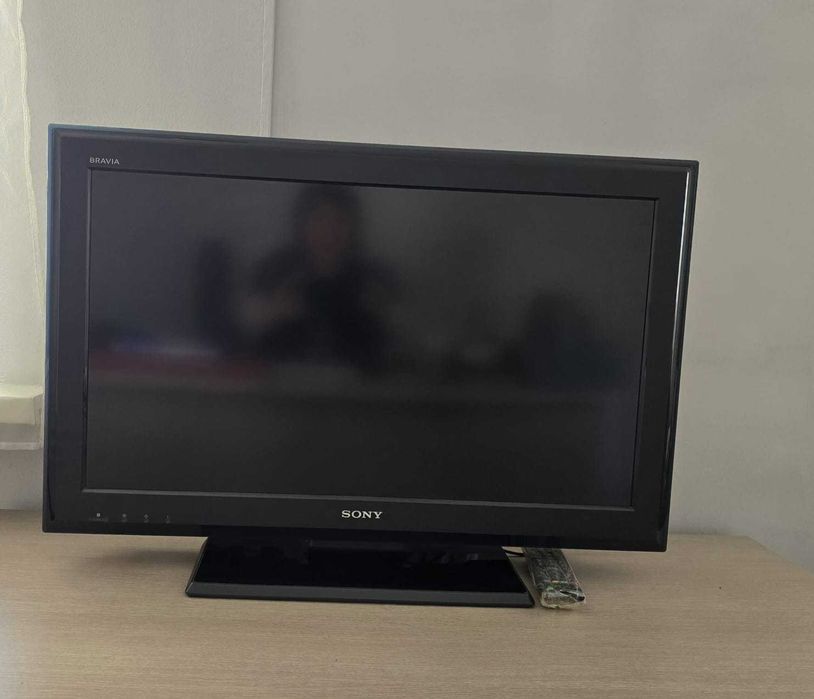 Телевизор Sony 82см