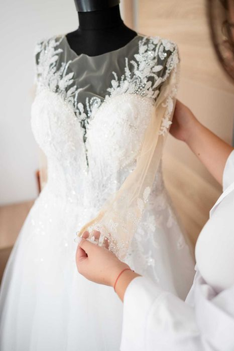 Rochie de mireasa tip printesa