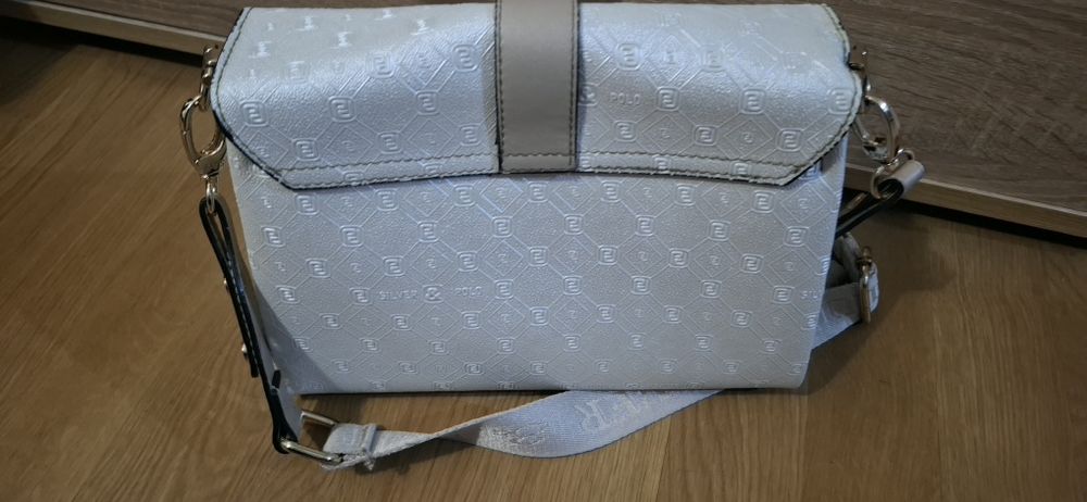 Дамски чанти през рамо