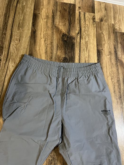 Adidas Originals size L