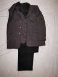 Costum : sacou, vesta, sare si piper, pantalon negru , Adalin, nr. 54