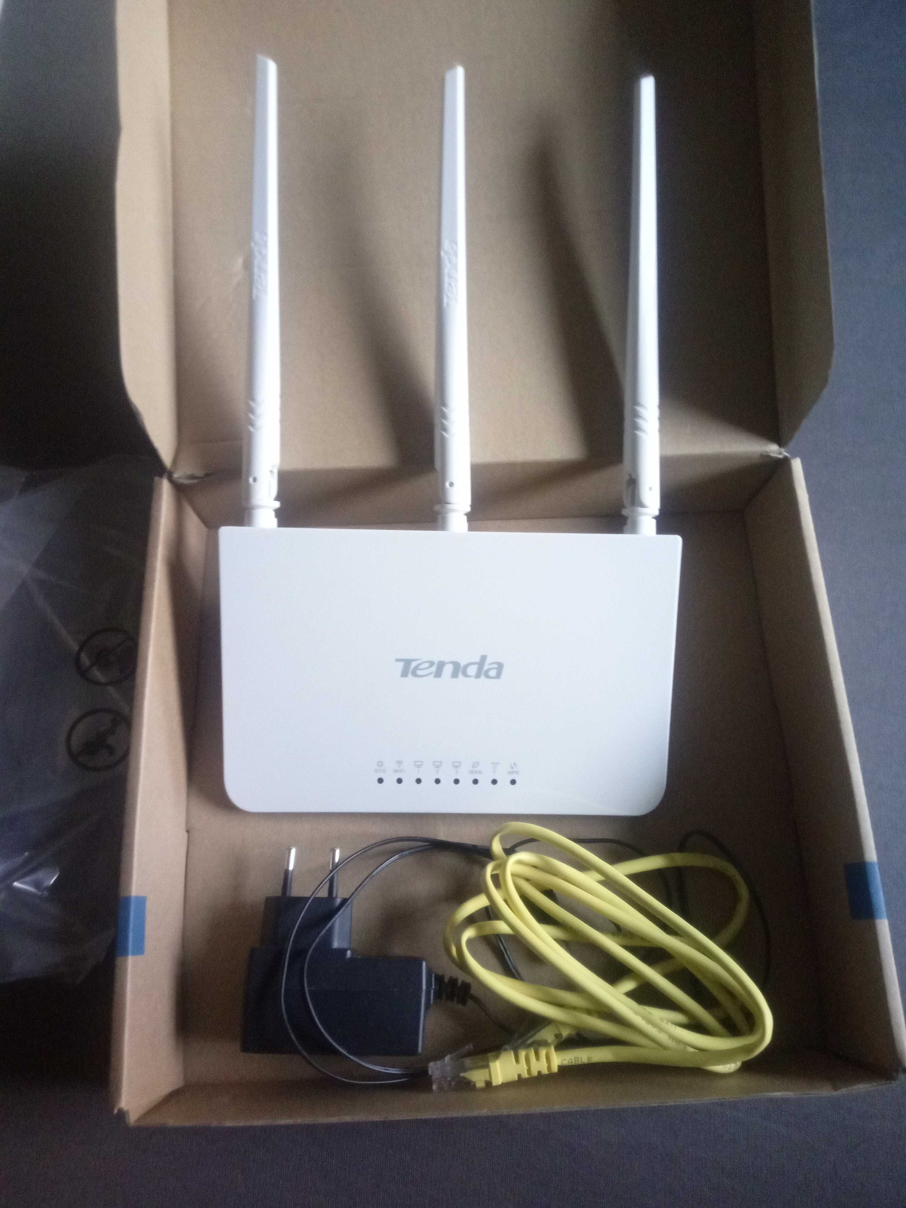 Vând router TENDA,tip F3