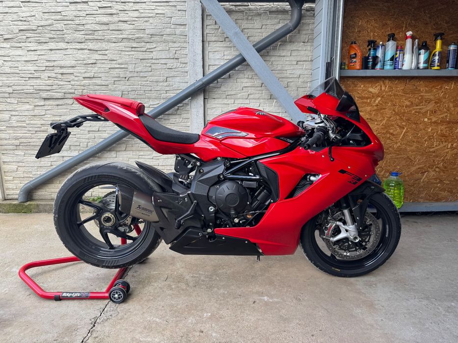 Mv agusta f3 800