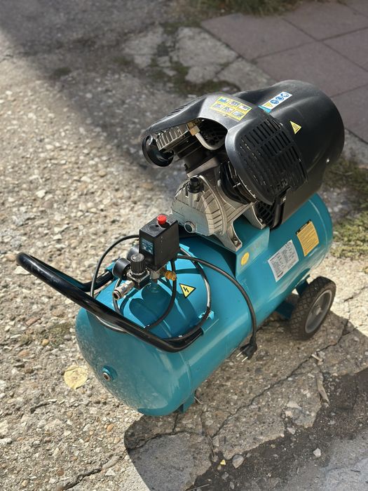 Бутален компресор MOBILBOY 421/50 AC