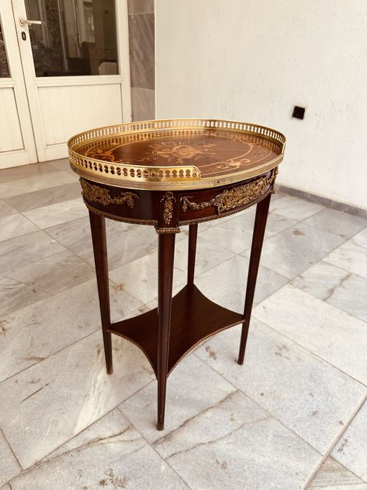 Френска антикварна масичка в стил Луи XVI (1890-1910)