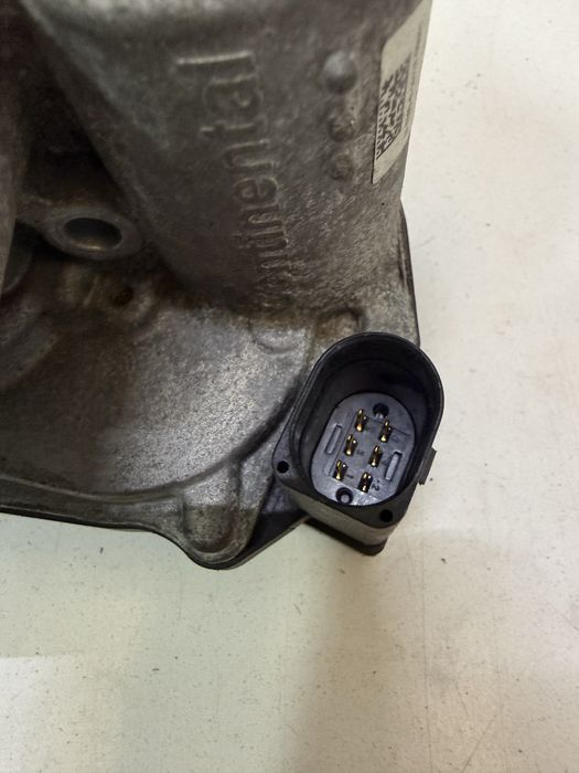 Clapeta acceleratie 1.8 BZB CDA CDH Passat B6 B7 Golf 6 Superb 3 Leon