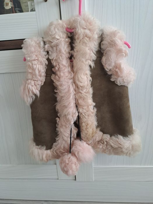 Vesta fetite foarte calduroasa