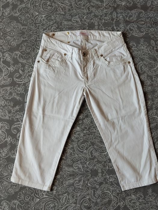 Дамски дънки различни размери