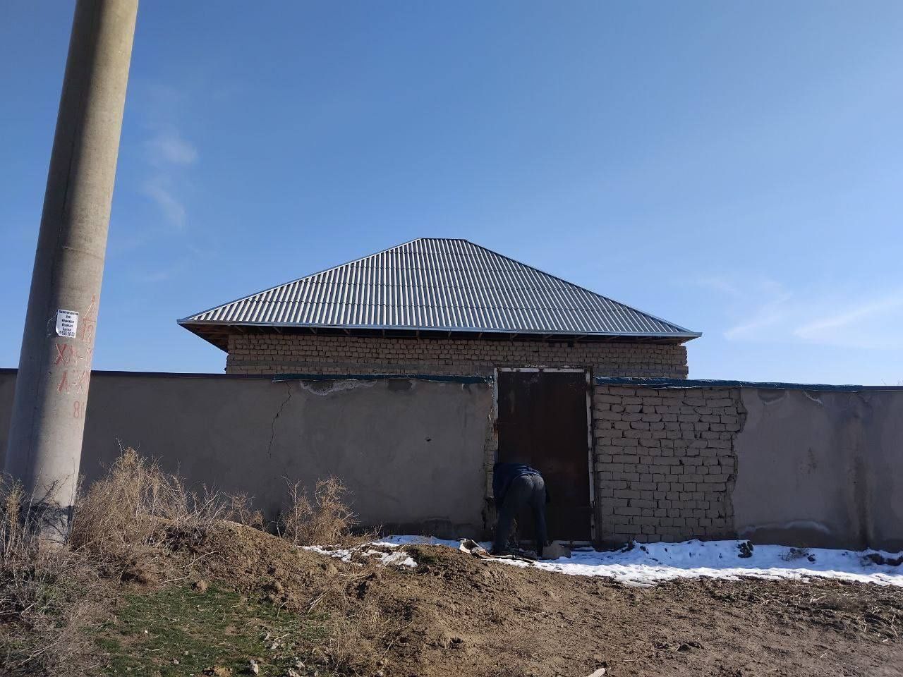 Ховли сотилади  Чебурек тараф