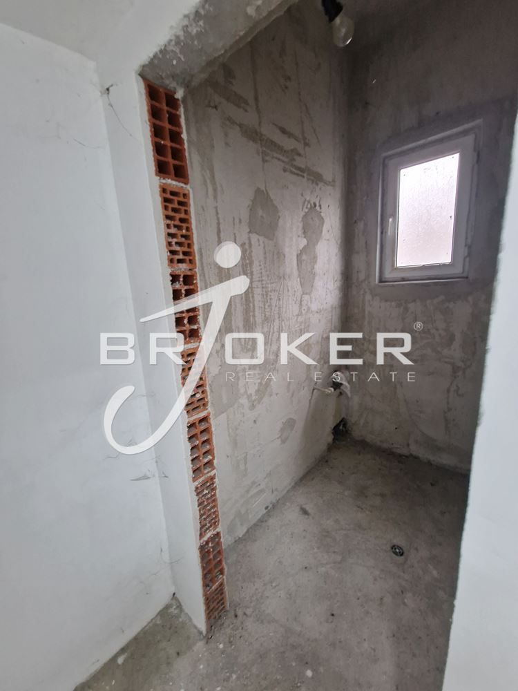 Продава се Магазин в Хасково, Хисаря - 161 кв.м за 380 €/кв.м - Снимка #10