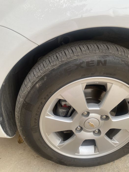 Nexen  196/65r15