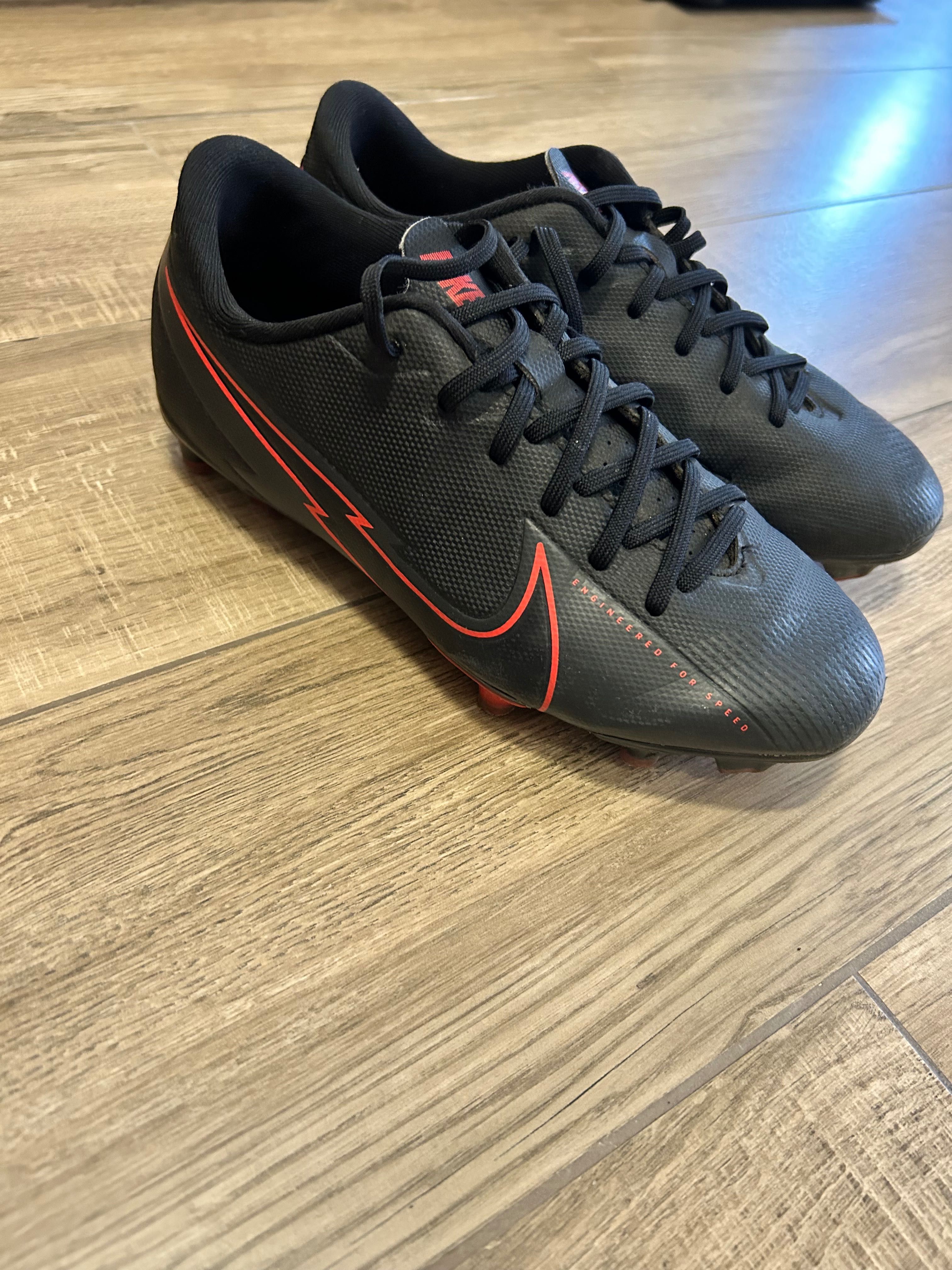 Футболни детски обувки Nike