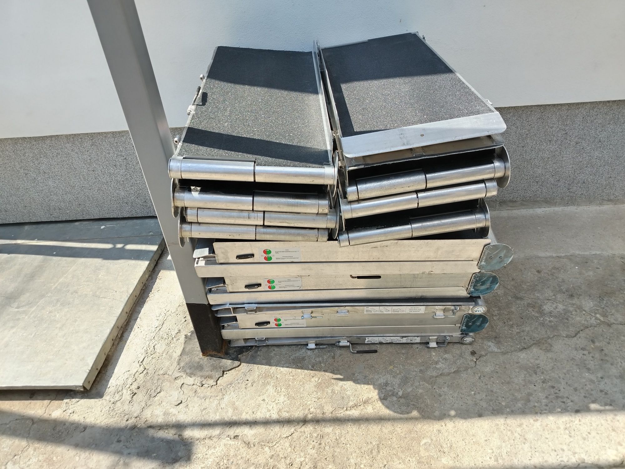 Rampe aluminiu pentru cărucior persoane cu dizabilități