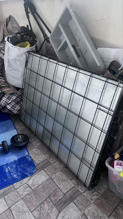 Продам большой вольер для собаки