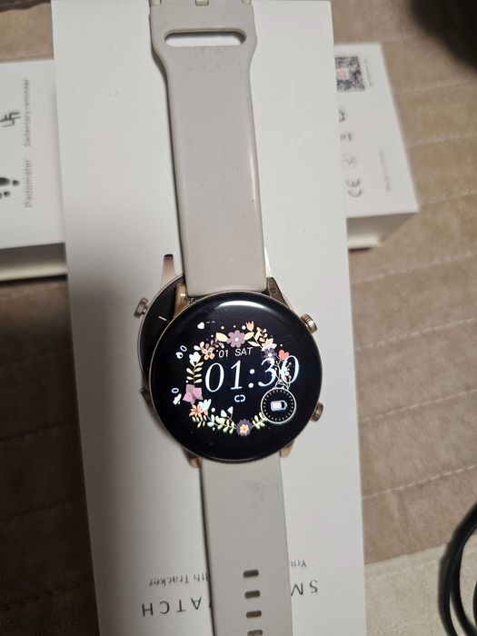 Дамски смарт часовници