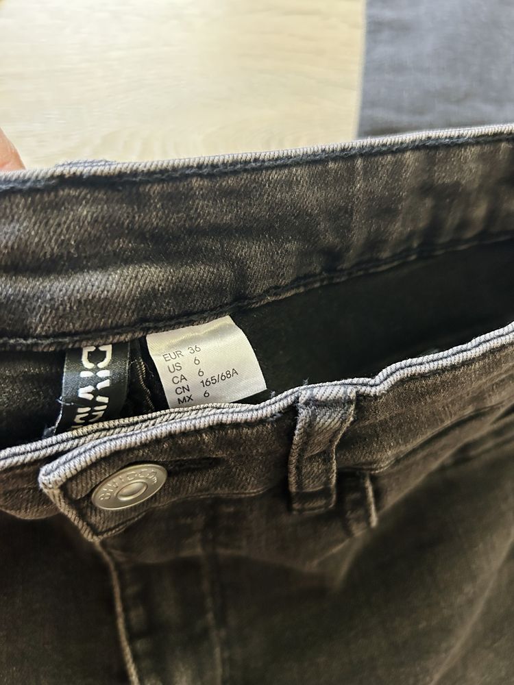 Дънки h&m нови, р-р 36 (s)