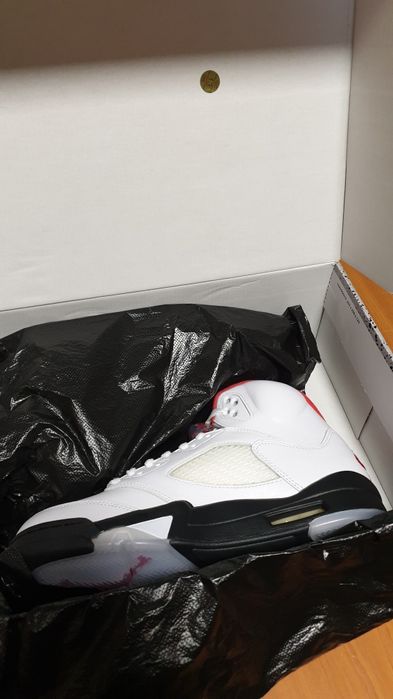 jordan 5 fire red 2020 размери us 13 и us 8.5