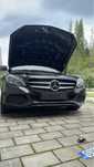 Vand 2 grile mercedes c250 d , w205, si 2 sporti de far